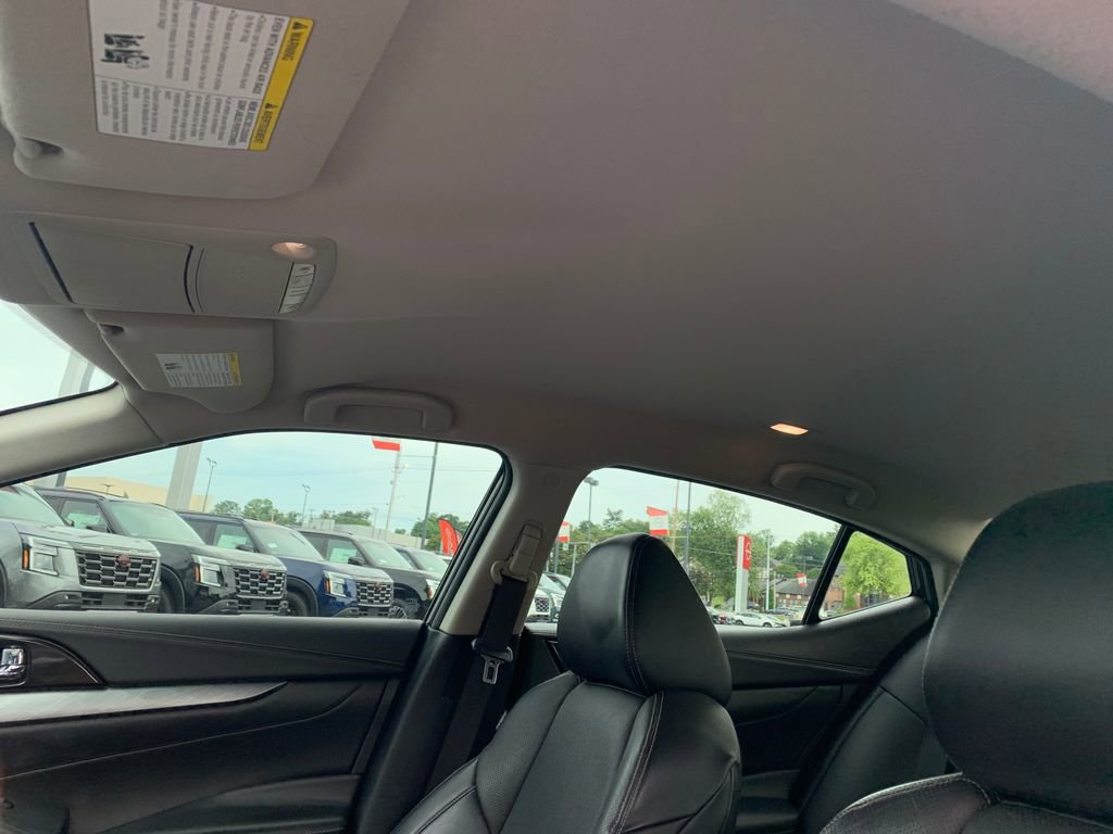 Used 2017 Nissan Maxima 3.5 SV FWD image 27