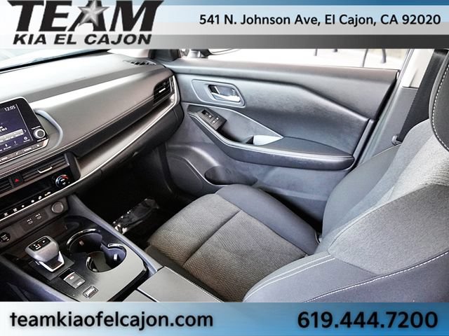 Used 2024 Nissan Rogue SV FWD image 21