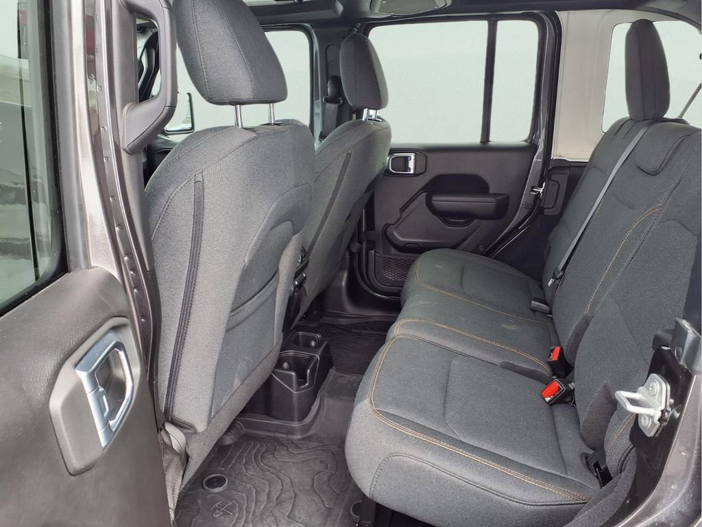 Used 2024 Jeep Wrangler Willys image 22