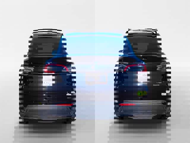 Used 2023 Tesla Model Y Long Range image 5