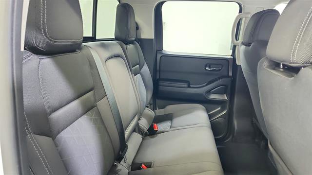 Certified 2025 Nissan Frontier SV w/ SV Convenience Package RWD image 27