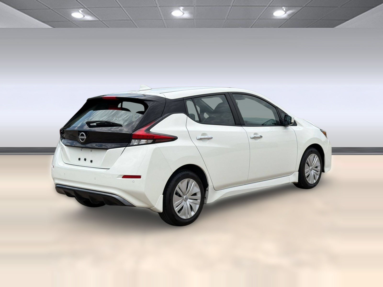 Used 2023 Nissan Leaf S FWD image 9