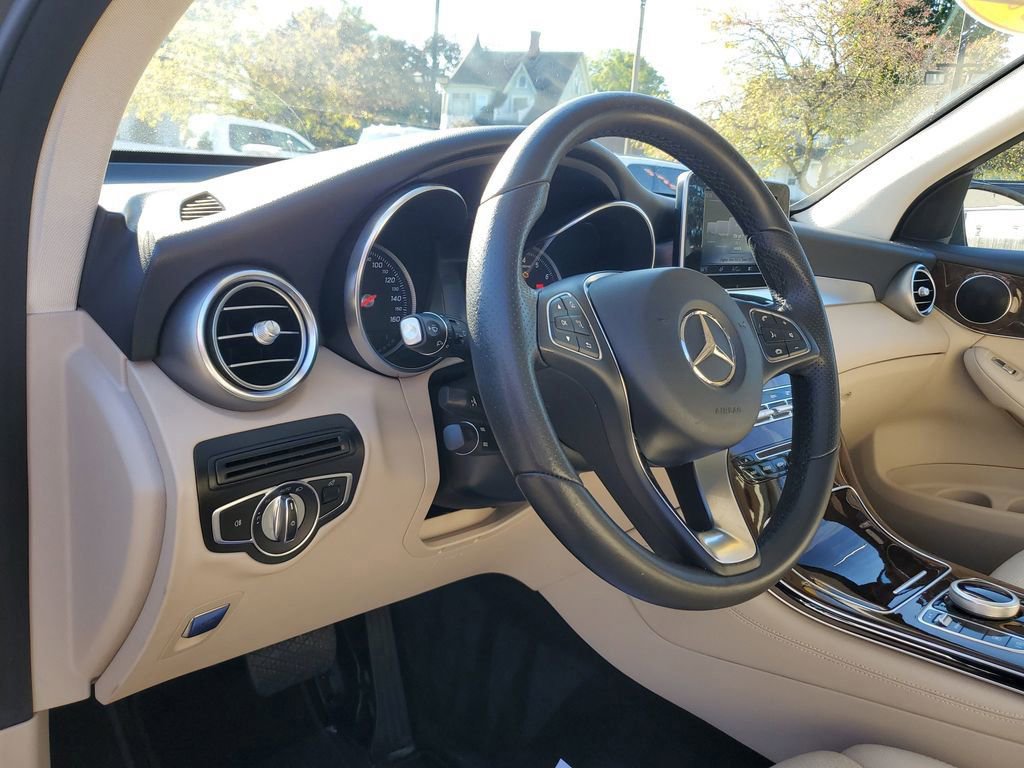 Used 2018 Mercedes-Benz GLC 300 image 15