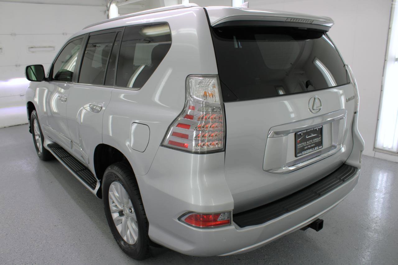 Used 2018 Lexus GX 460 Premium w/ Premium Package AWD/4WD image 7