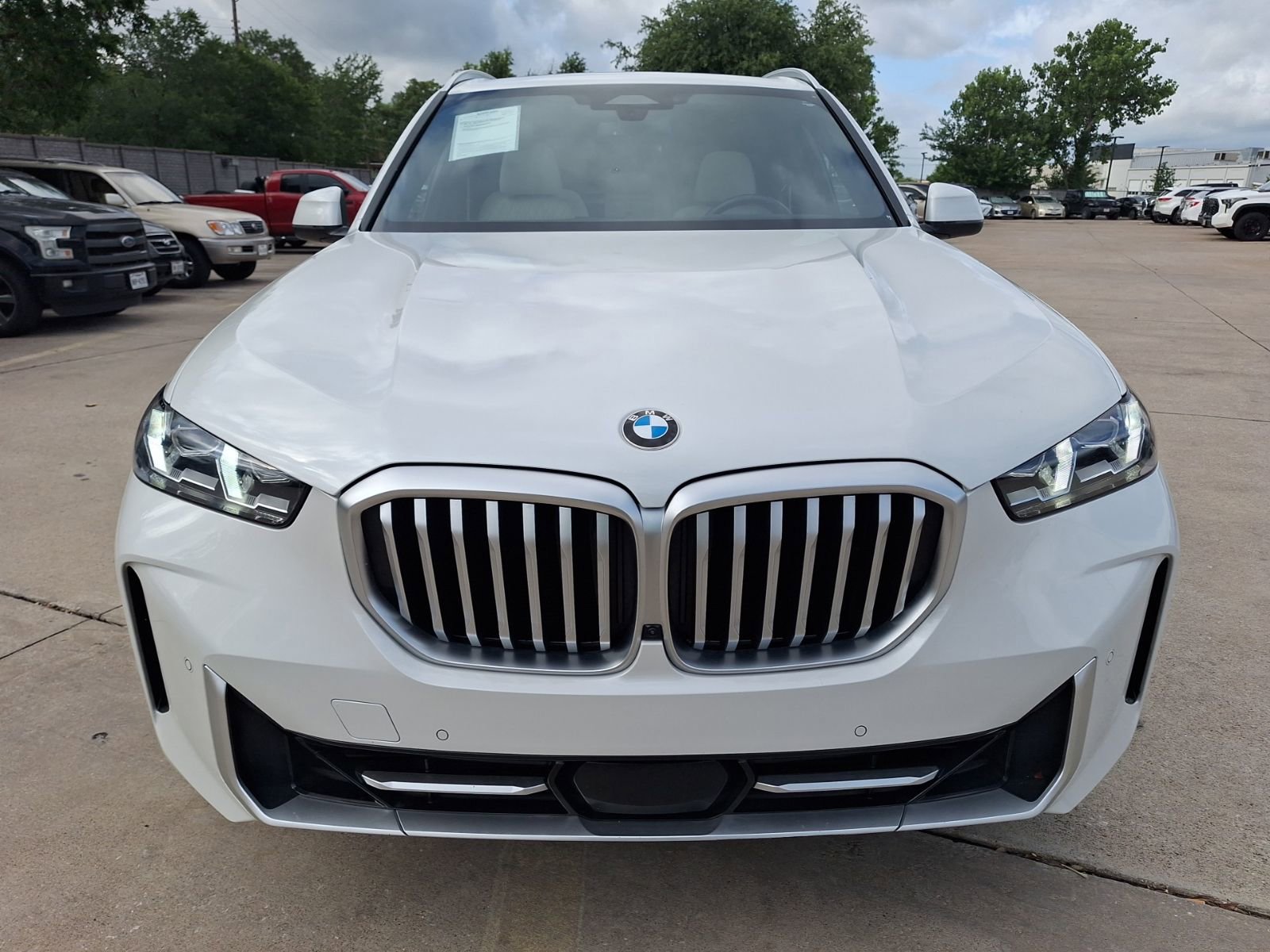 Used 2024 BMW X5 xDrive40i w/ Executive Package AWD/4WD image 9