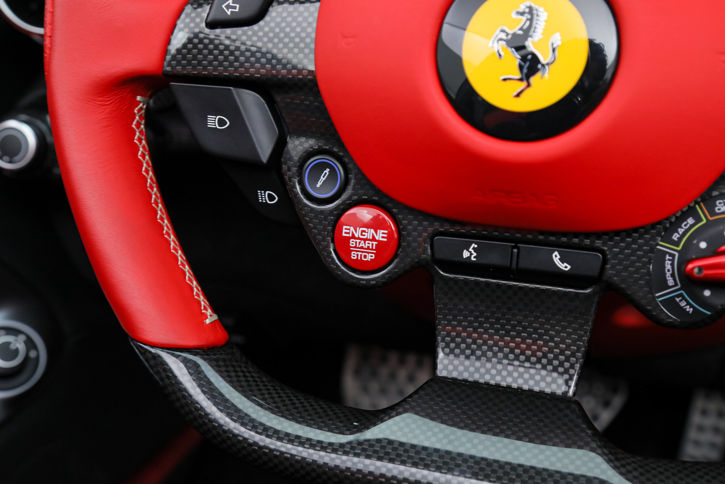 Certified 2022 Ferrari 812 GTS RWD image 40