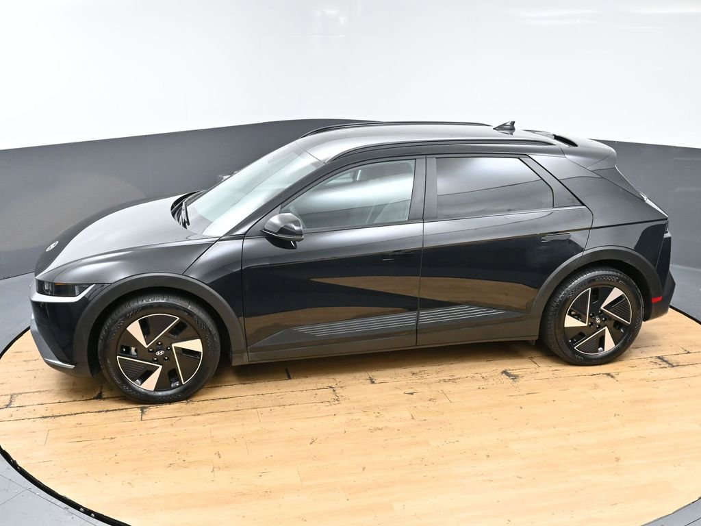 Used 2025 Hyundai Ioniq 5 SEL RWD image 46