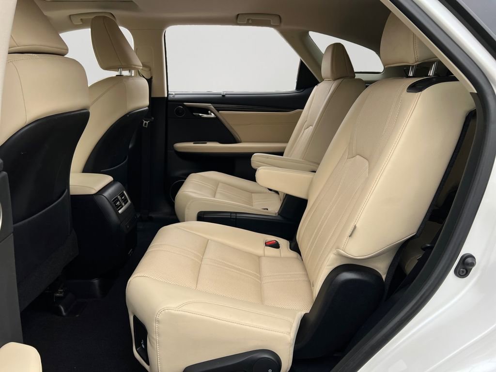 Used 2022 Lexus RX 450hL Luxury image 11