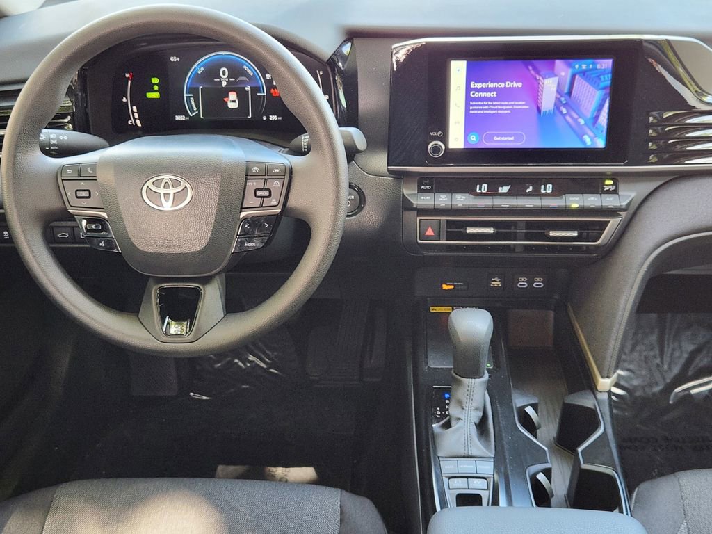 Used 2026 Toyota Camry LE w/ Convenience Package image 25