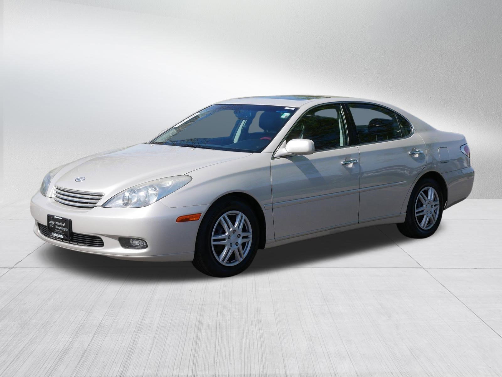 Used 2002 Lexus ES 330 FWD image 3