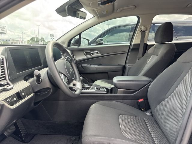Used 2023 Kia Sportage LX FWD image 13