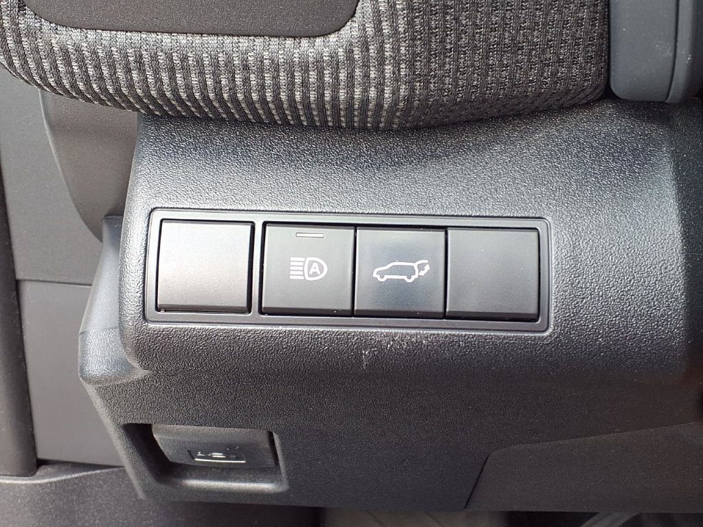 Used 2024 Toyota bZ4X AWD w/ Weather Package image 33