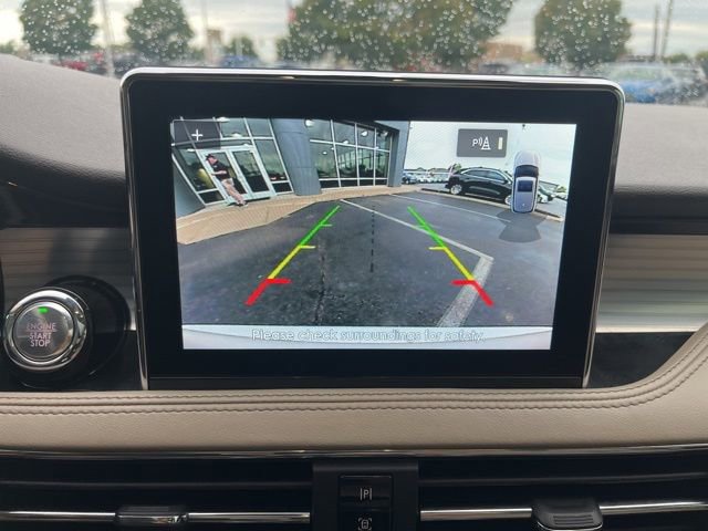 Used 2021 Lincoln Corsair AWD w/ Premium Package image 28