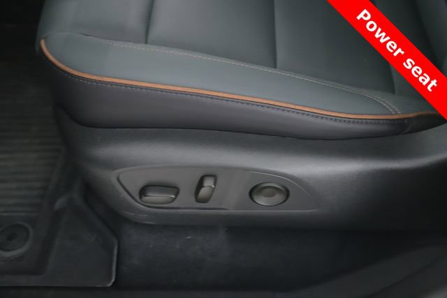 Used 2025 GMC Acadia AT4 w/ LPO, Floor Liner Package AWD/4WD image 18