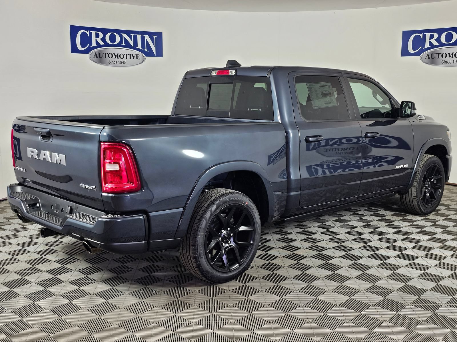 New 2026 RAM 1500 Laramie AWD/4WD image 28