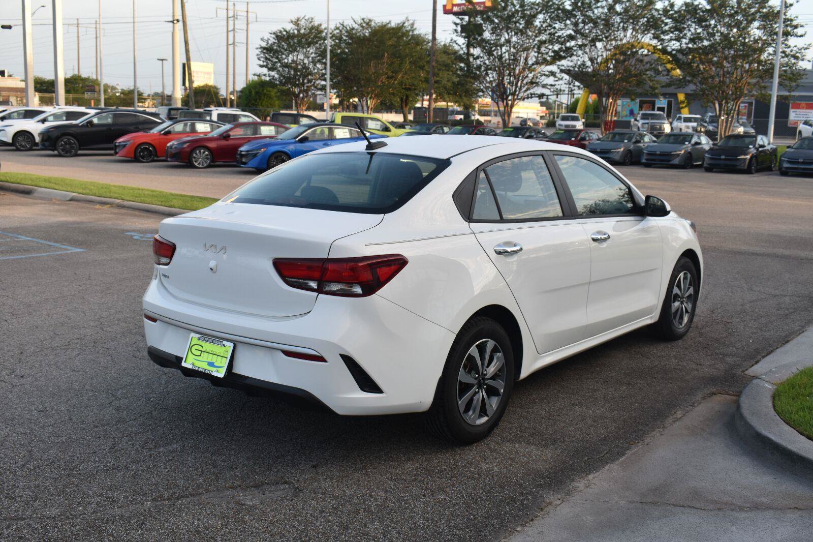 Used 2023 Kia Rio S w/ Technology Package FWD image 10