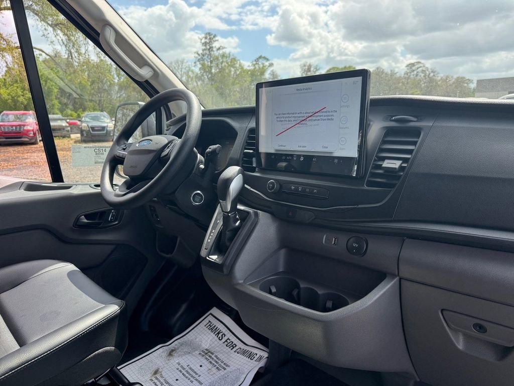 New 2026 Ford Transit 250 148 Medium Roof image 21