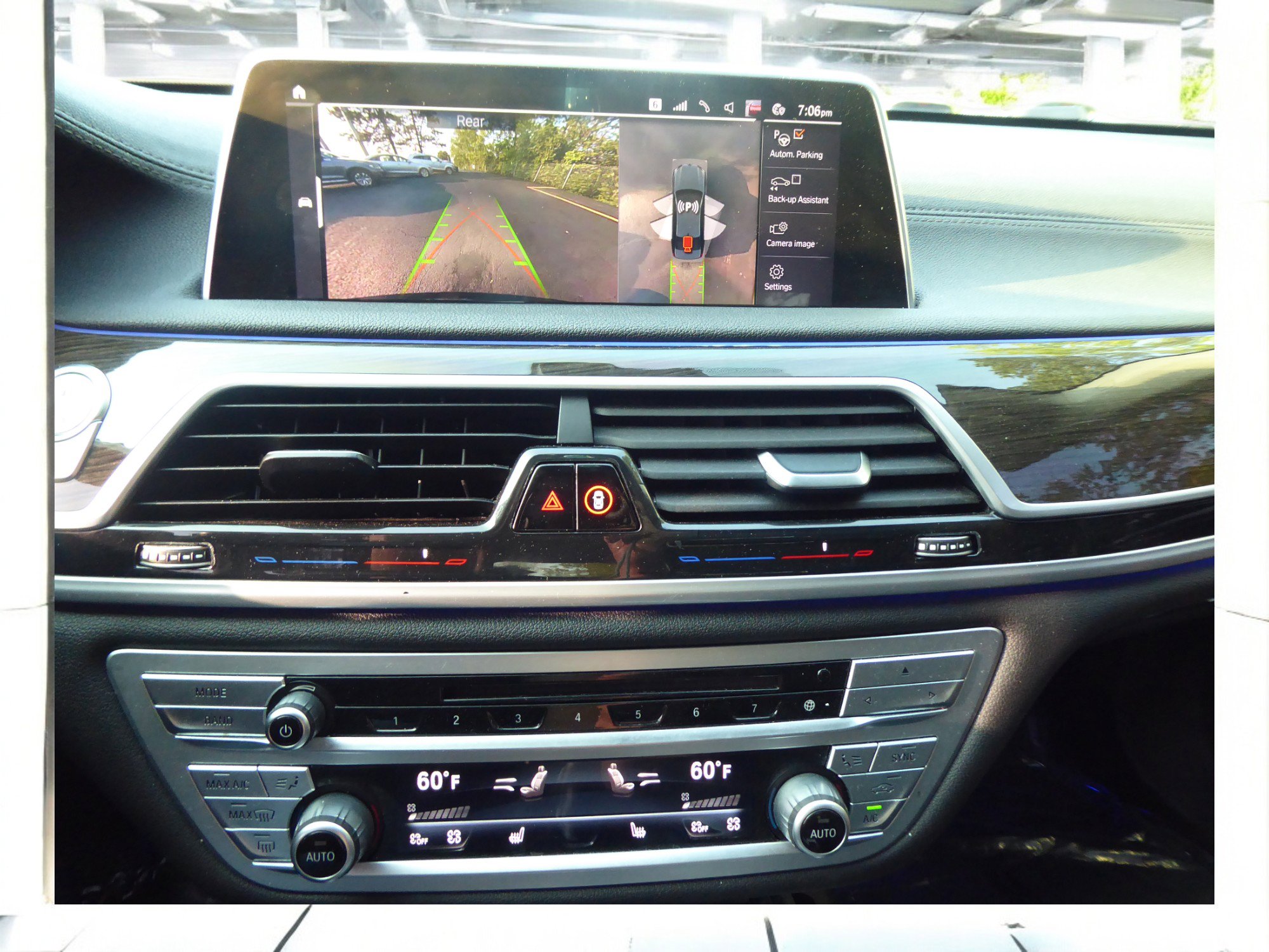 Used 2020 BMW 740i xDrive w/ Cold Weather Package image 14