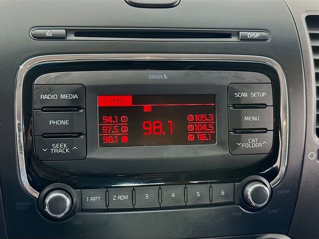 Used 2017 Kia Forte LX image 12