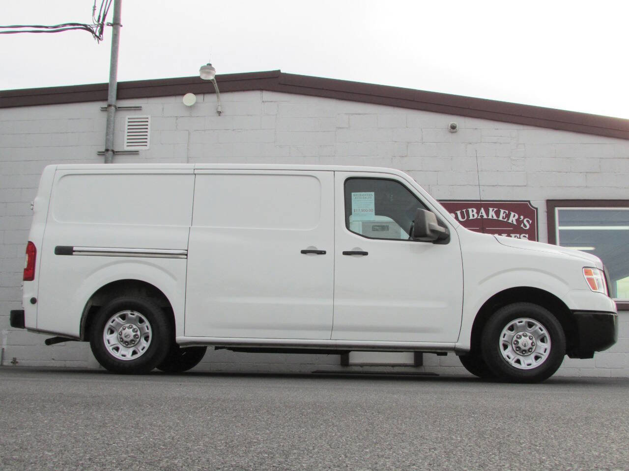 Used 2019 Nissan NV 2500 SV w/ Navigation Package RWD image 11