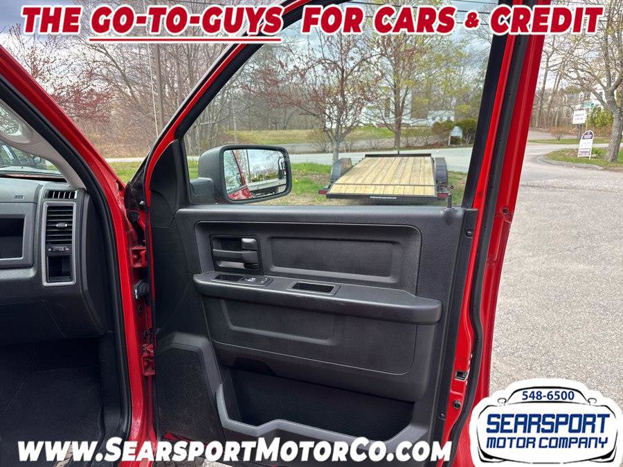 Used 2018 RAM 1500 Express w/ Express Value Package AWD/4WD image 15