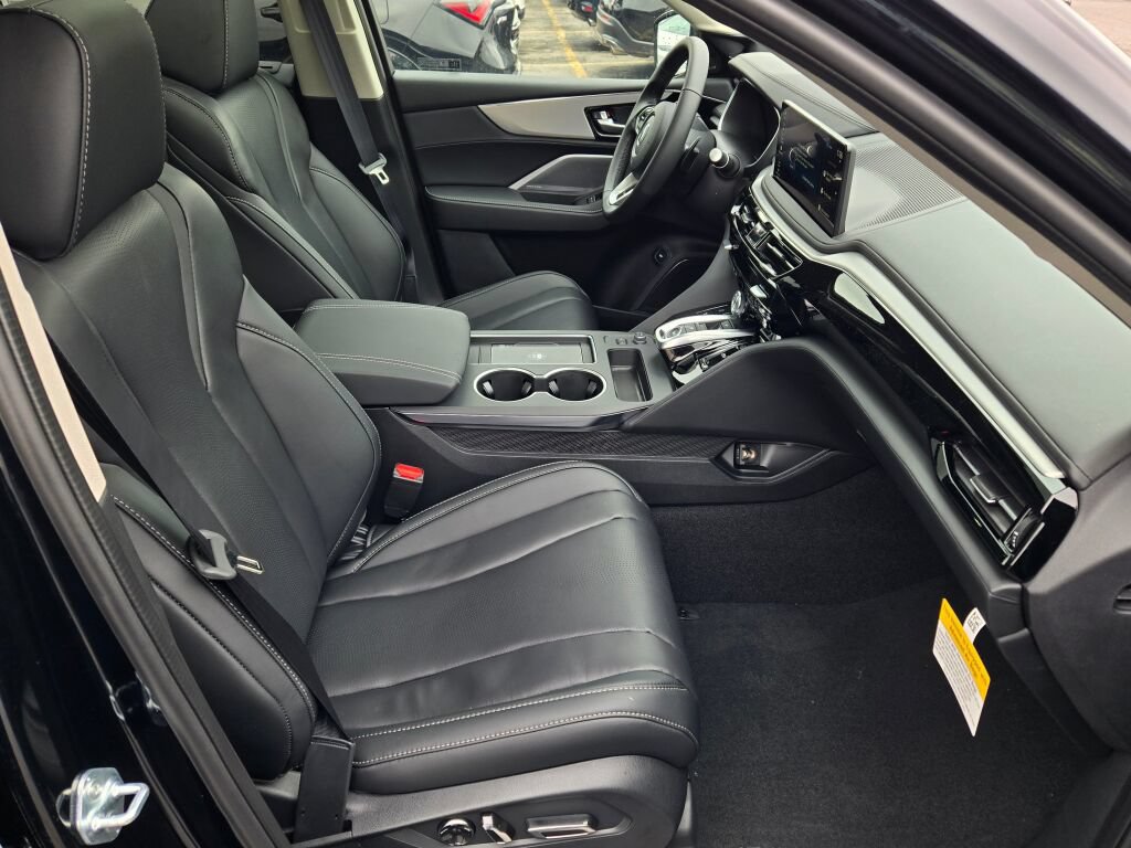 New 2026 Acura MDX w/ Technology Package FWD image 8