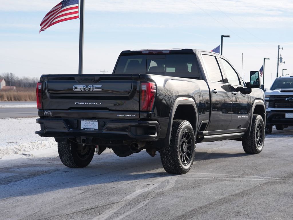 Used 2024 GMC Sierra 3500 Denali Ultimate image 3
