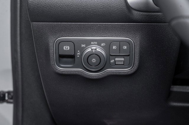 Certified 2026 Mercedes-Benz GLB 250 4MATIC image 20
