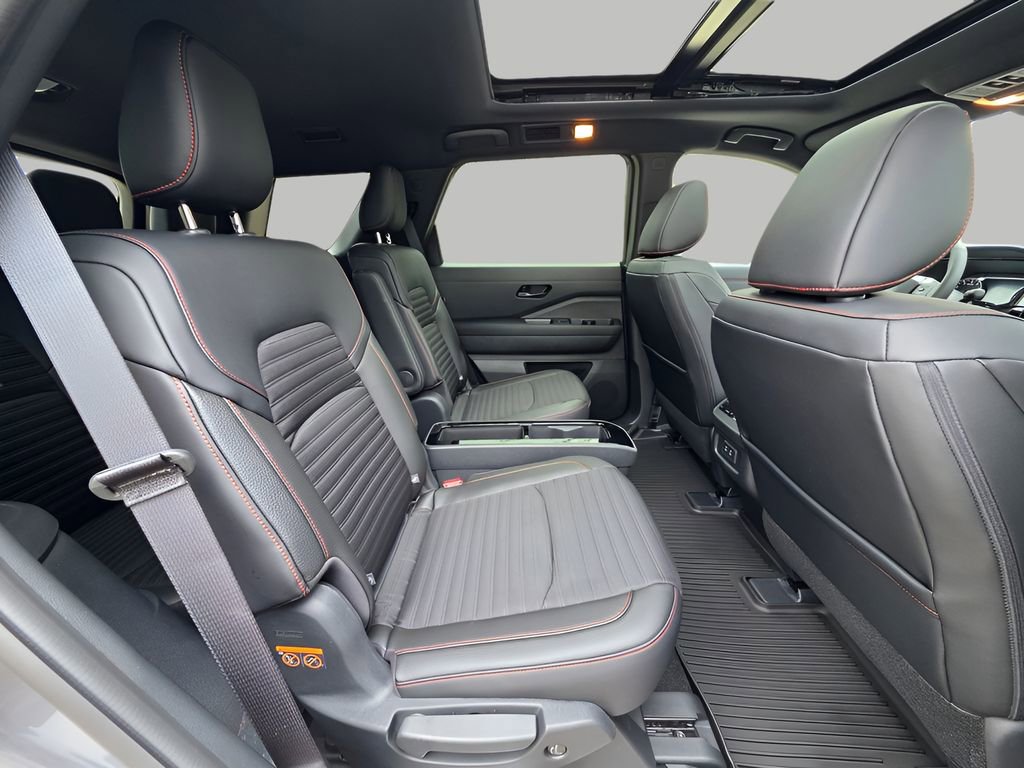 New 2026 Nissan Pathfinder Rock Creek w/ Rock Creek Premium Package image 12