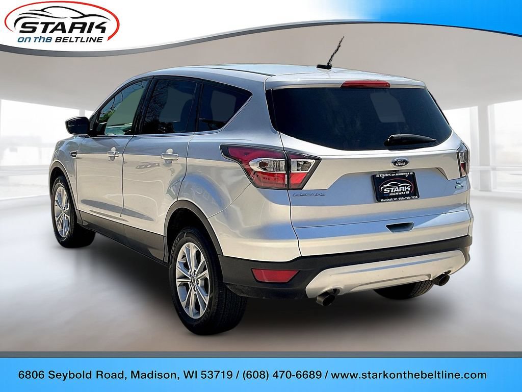 Used 2017 Ford Escape SE AWD/4WD image 4