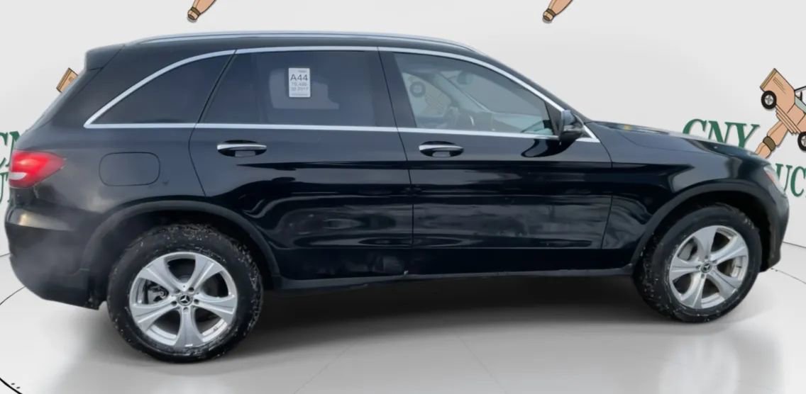 Used 2017 Mercedes-Benz GLC 300 4MATIC image 6