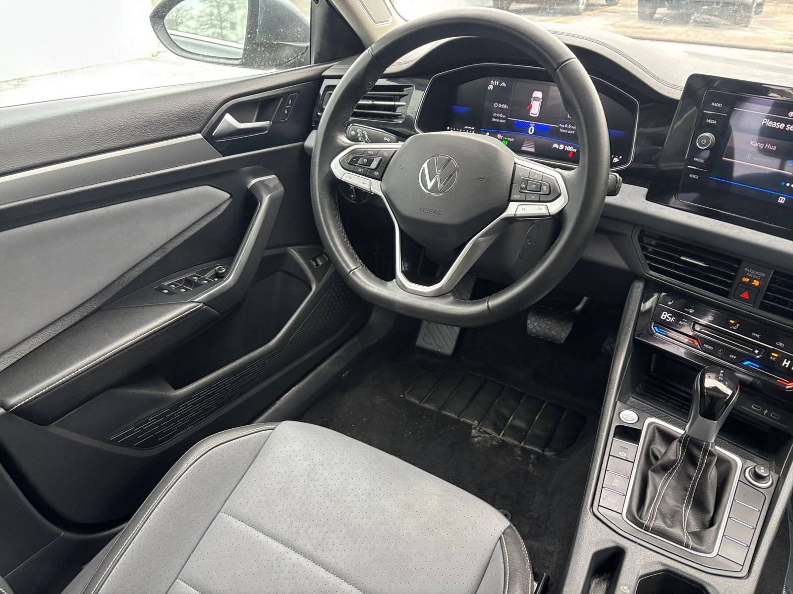 Used 2025 Volkswagen Jetta SE image 29