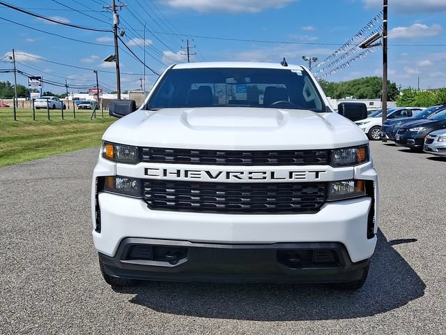 Used 2020 Chevrolet Silverado 1500 Custom w/ Custom Value Package AWD/4WD image 2