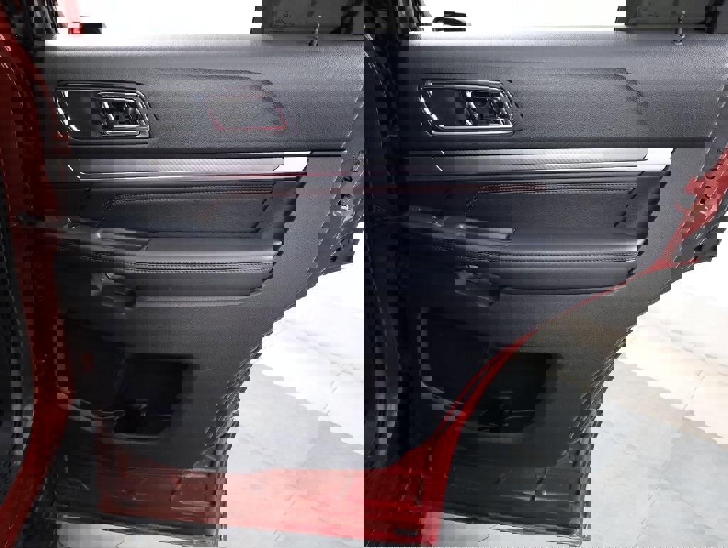 Used 2018 Ford Explorer Sport w/ Equipment Group 401A image 32