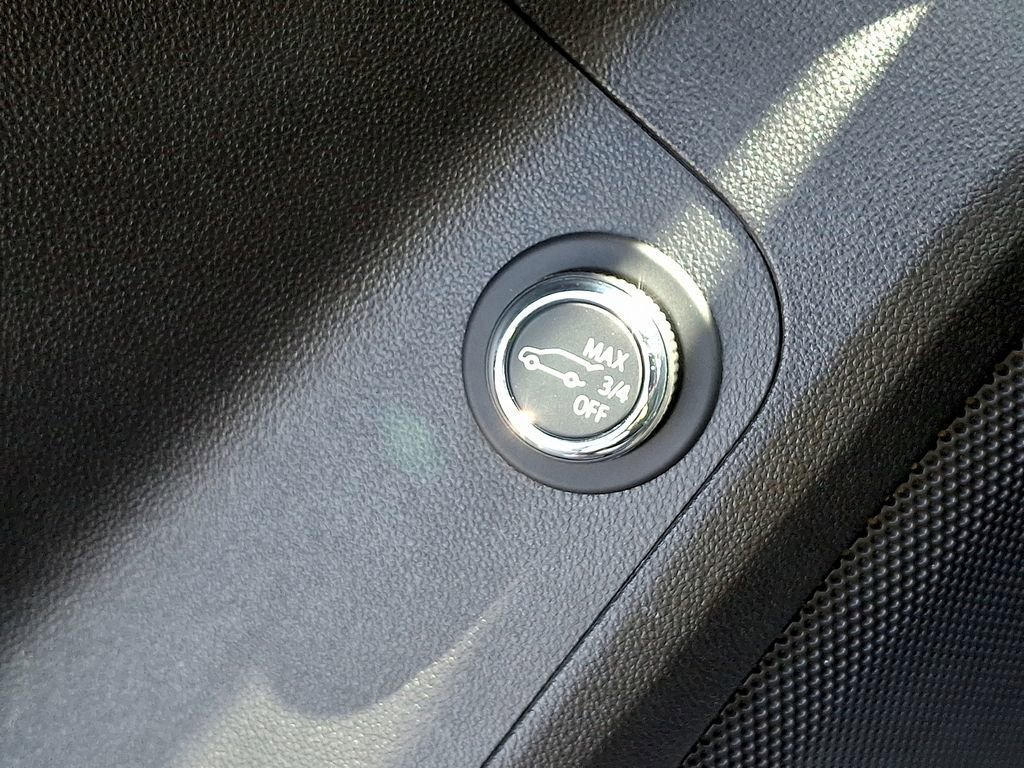 Used 2020 GMC Acadia Denali w/ Trailering Package image 27