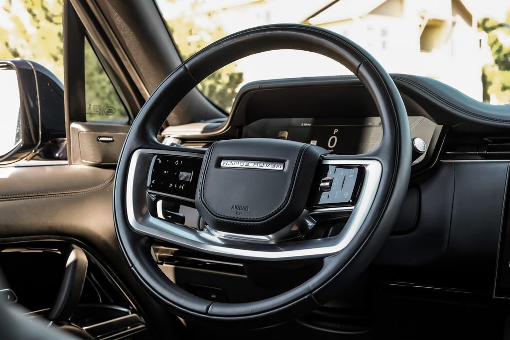 Used 2023 Land Rover Range Rover SE image 14