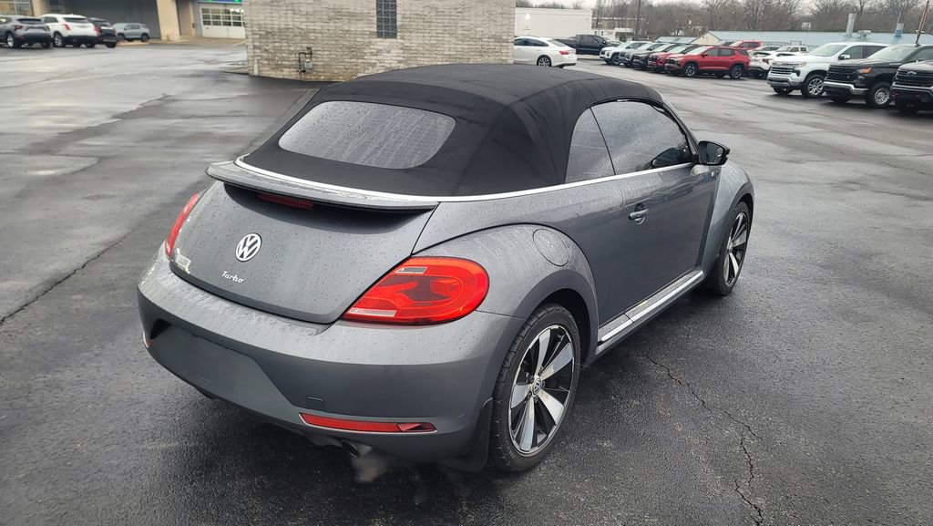 Used 2014 Volkswagen Beetle R-Line image 12