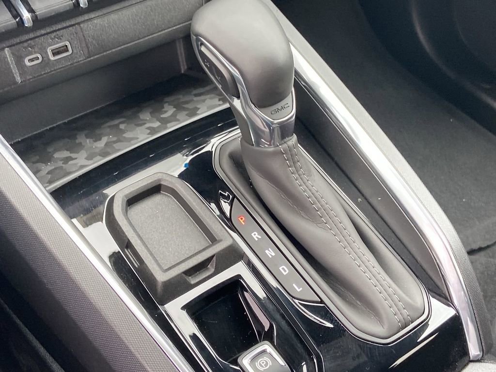 Used 2026 GMC Canyon Elevation w/ Convenience Package image 12