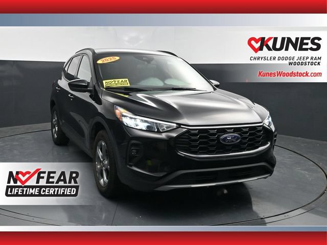 Used 2025 Ford Escape ST-Line Select