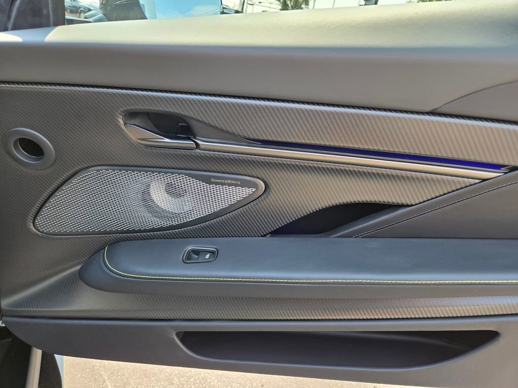 New 2025 Aston Martin Vanquish RWD image 21