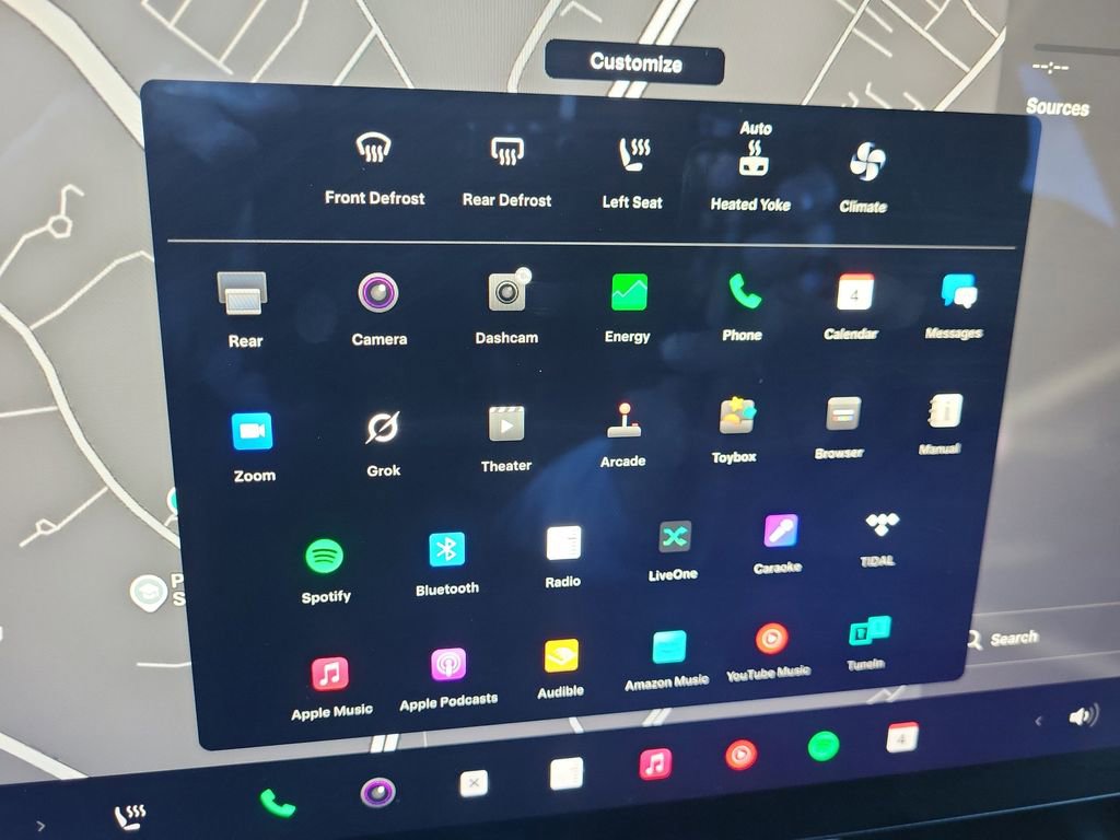 Used 2023 Tesla Model X image 21