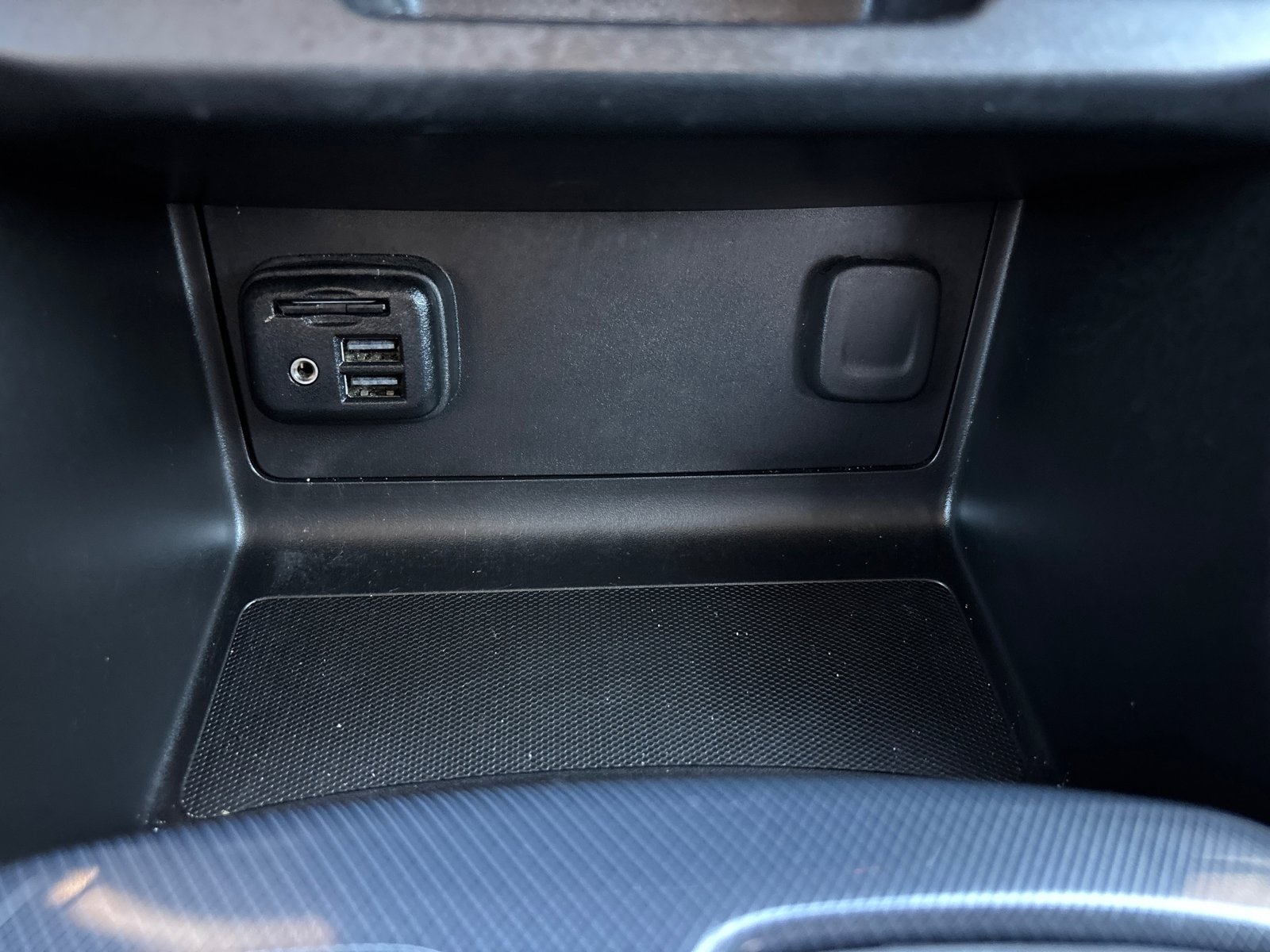 Used 2019 Chevrolet Colorado Z71 image 11