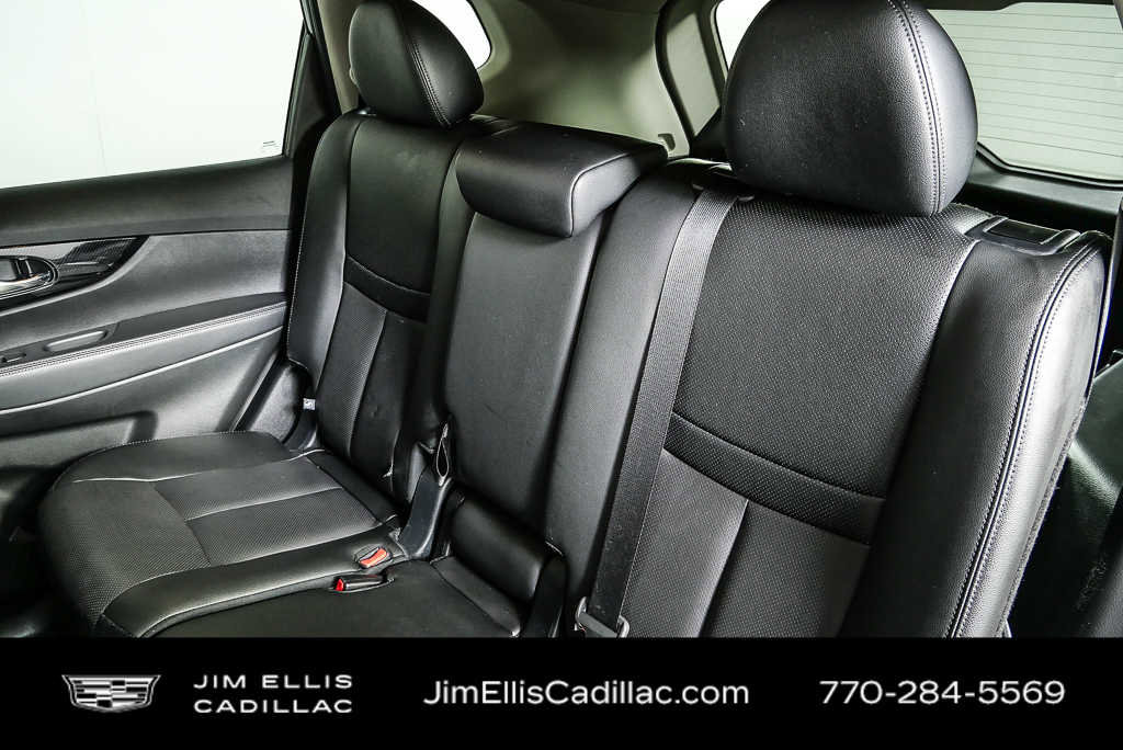 Used 2020 Nissan Rogue SL w/ Premium Package FWD image 18
