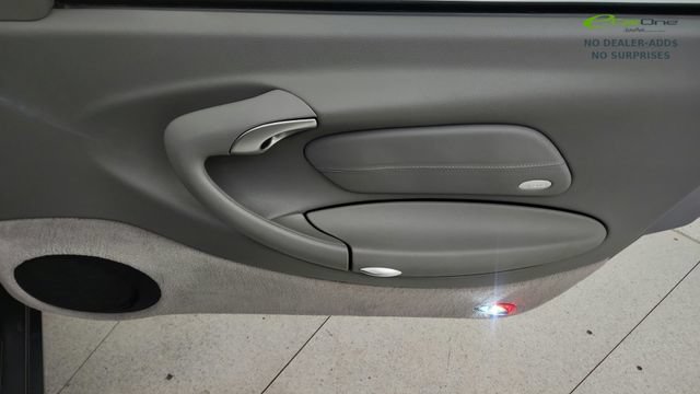Used 2001 Porsche 911 Carrera RWD image 49
