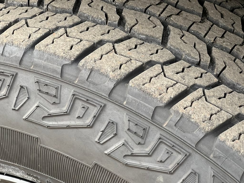 New 2025 GMC Hummer EV 2X AWD/4WD image 8