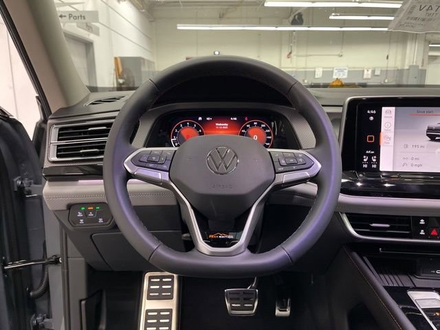 New 2026 Volkswagen Atlas Peak Edition image 17