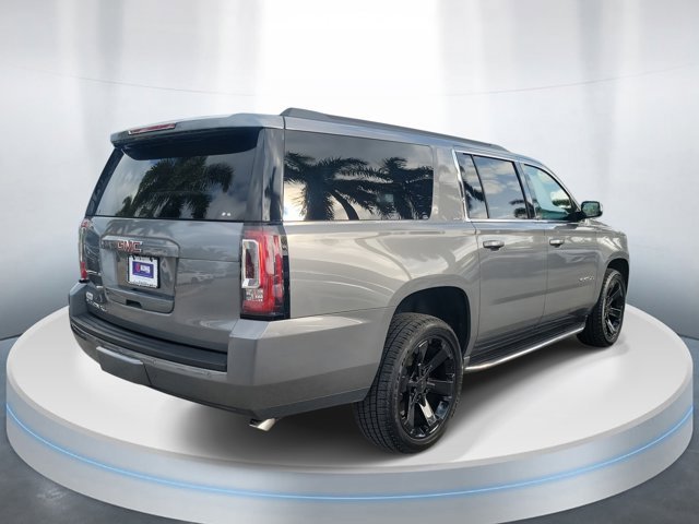 Used 2020 GMC Yukon XL SLE w/ Convenience Package image 4