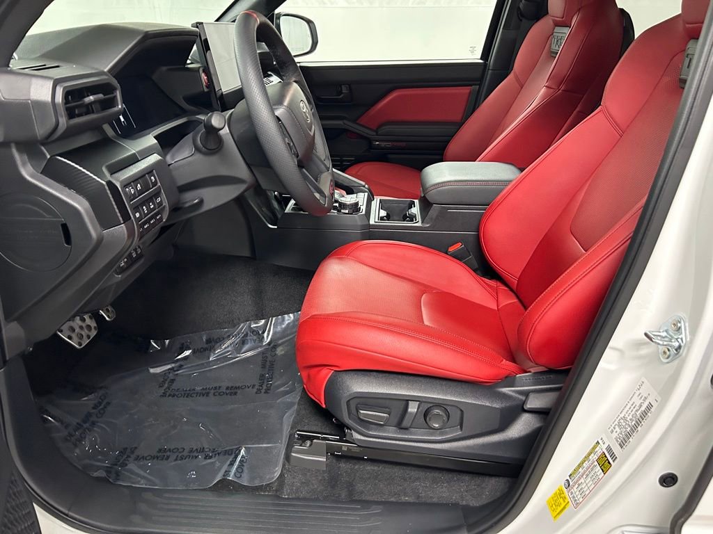 Certified 2025 Toyota Tacoma TRD Pro w/ Tow Tech Package image 11