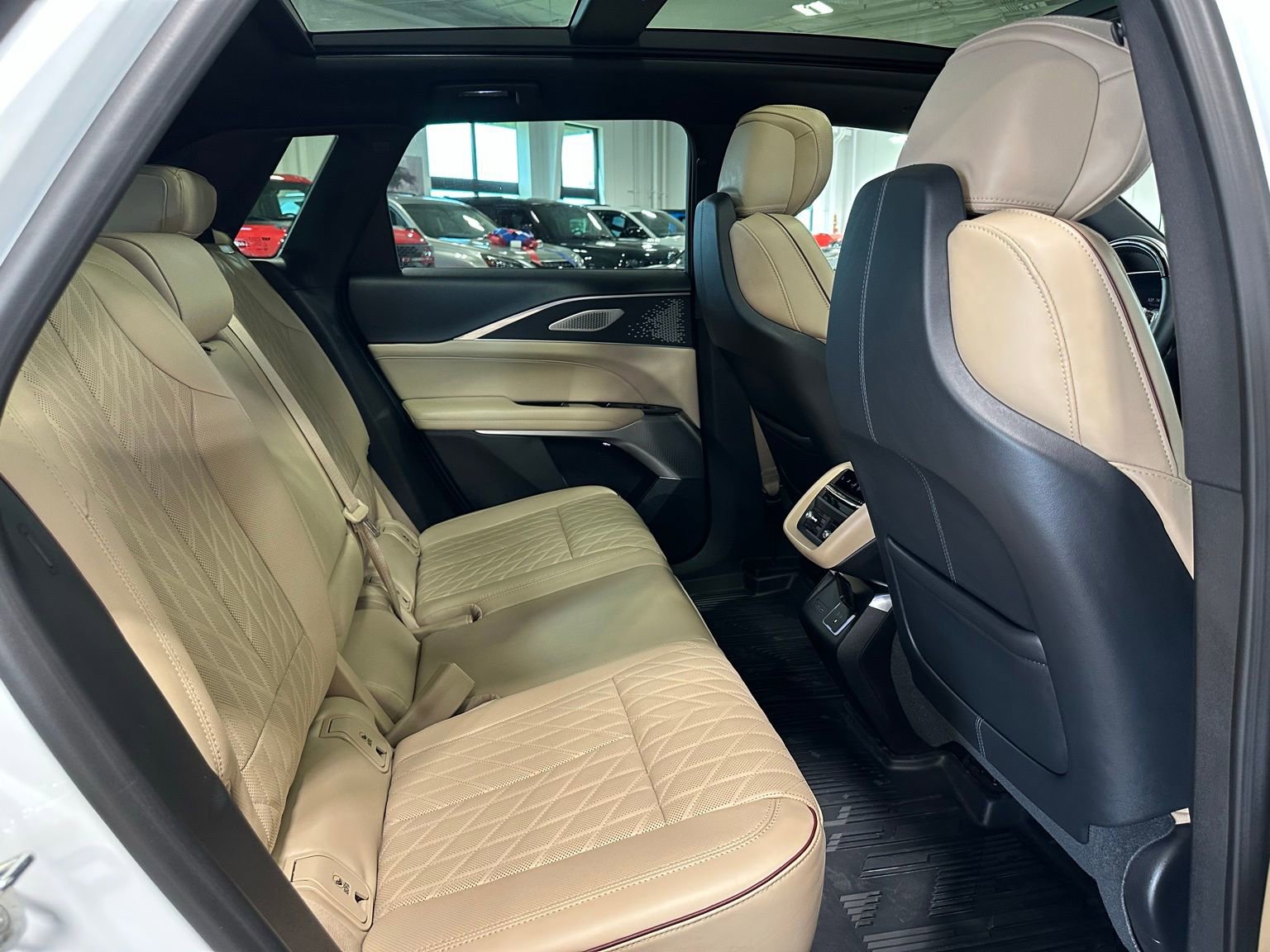 Used 2024 Cadillac Lyriq Sport w/ Nappa Leather Package AWD/4WD image 43