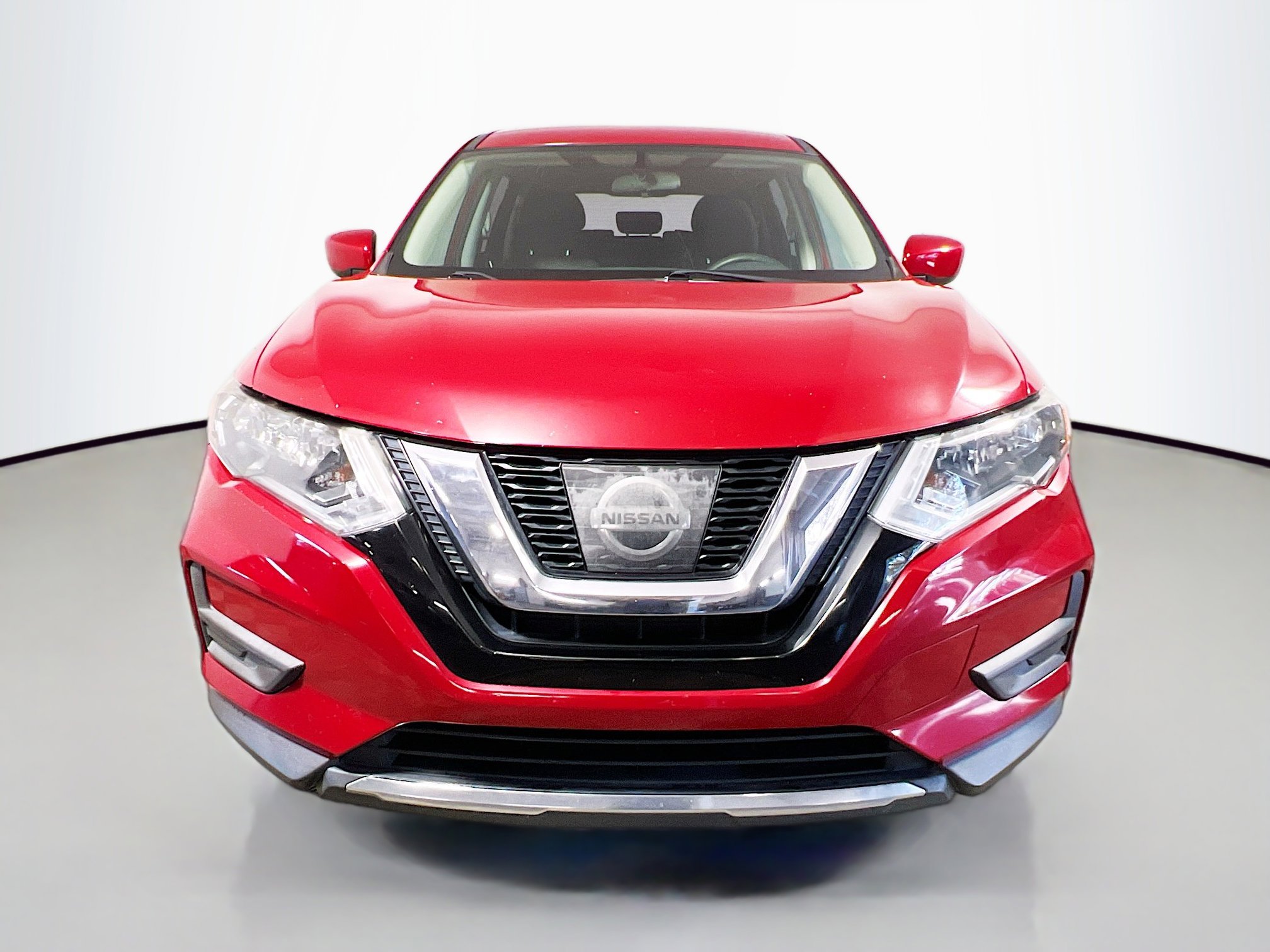 Used 2017 Nissan Rogue S image 11